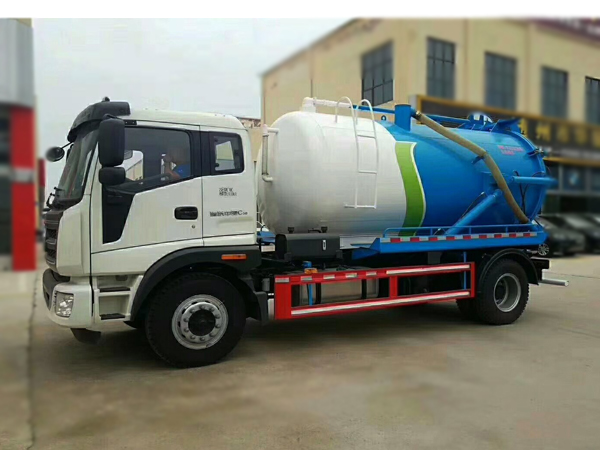 Foton 8000 Liters Suction Vacuum Sewer VAC 6 Wheel Trucks For Sales