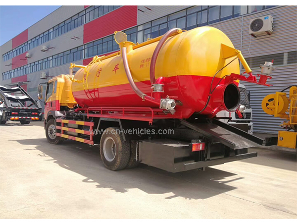Sinotruck Howo 210hp German Engine 13000 liters Vacuum Tanker Truck With Vacuum Pump For Sales