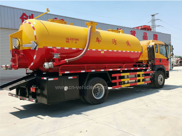 Sinotruck Howo 210hp German Engine 13000 liters Vacuum Tanker Truck With Vacuum Pump For Sales
