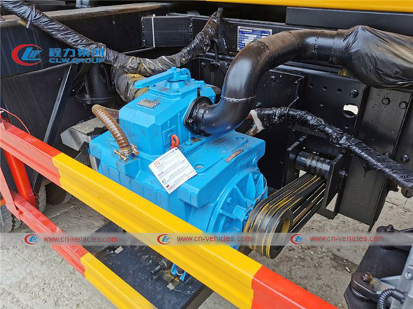 Sinotruk HOWO 15000L Vacuum Sewage Jetting Tank Truck With Jurop Pump