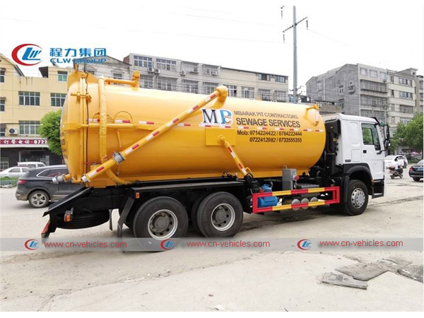 Sinotruk HOWO 15000L Vacuum Sewage Jetting Tank Truck With Jurop Pump