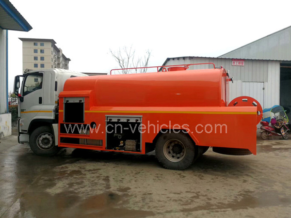 ISUZU  15 Tons Sewer Cleaning Vacuum Truck For City and Factory Usage