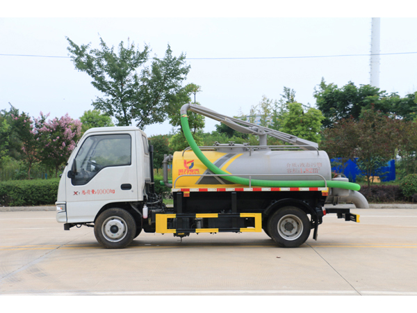 JAC Mini 1500 liter Tanker Sewer Suction Truck With Jetting Pump