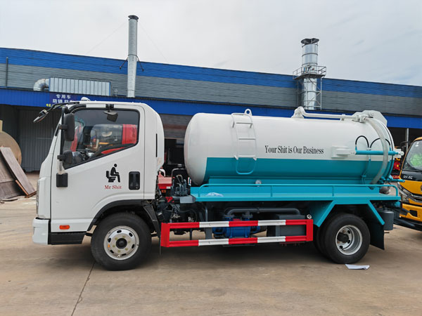 Kama 5000liter 5cbm Vacuum Sewage Sewer Cleaning Cleaner Suction Truck for free Toilet 