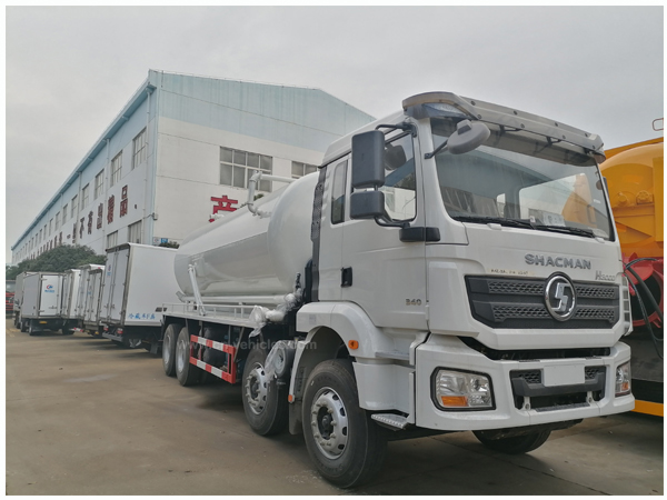 Shacman H3000 16000 liters to18000 Liters Septic Vacuum Tank Tankers Truck For Sales
