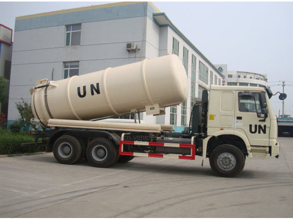 10m3 to 12m3 Full Driving 12 Wheel UN Sewage Tanker Truck with Self Dumping System