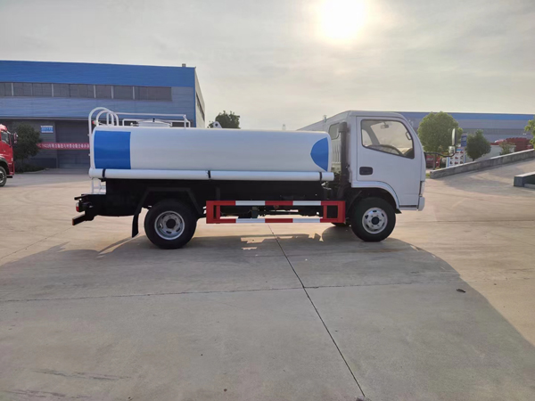 CLW brand 5000liter SS Clean Potable Drink Bulk Water Delivery Truck For Outdoor Occasion
