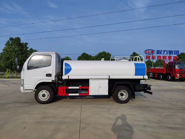 CLW brand 5000liter SS Clean Potable Drink Bulk Water Delivery Truck For Outdoor Occasion