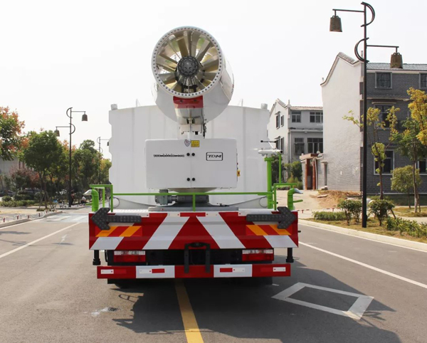 Dongfeng dfac 10000 liters capacity 80m Cannon City Disinfection vehicles with Cummis Engine