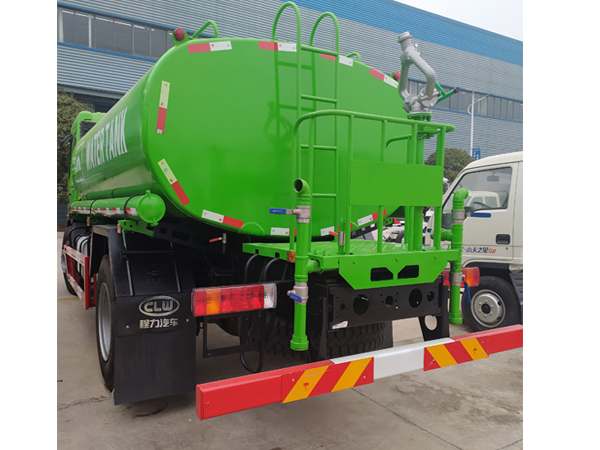 Faw 4*2 2300US Gallon to 5000US Gallon Potable Water Bowser Price