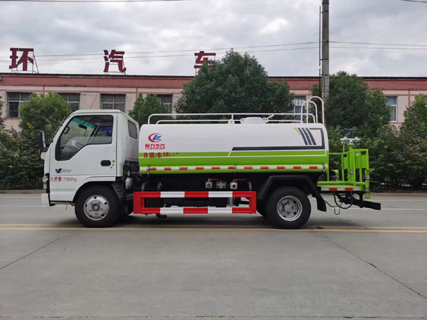 ISUZU 100P 190hp 5cbm 120HP Water Tank Truck For Sale