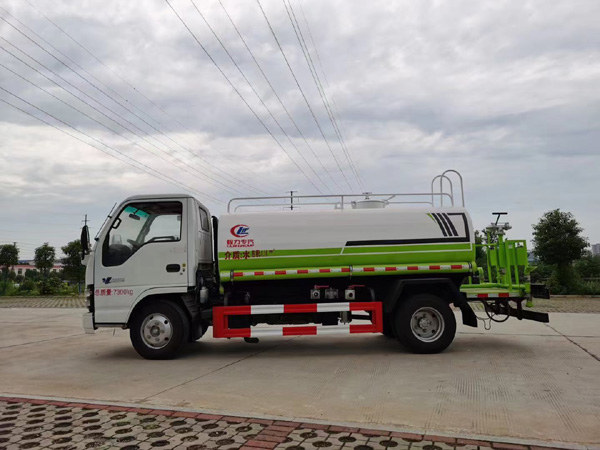 ISUZU 100P 190hp 5cbm 120HP Water Tank Truck For Sale