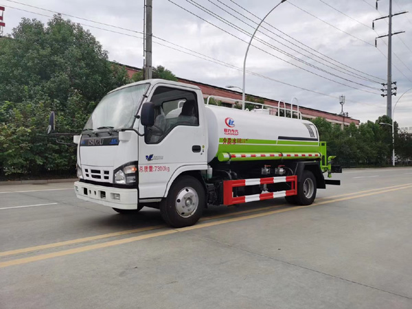 ISUZU 100P 190hp 5cbm 120HP Water Tank Truck For Sale