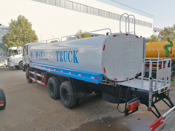 Dongfeng DFAC 3000Liter to 22000Liter Water Tanker Truck With Sprinkler 