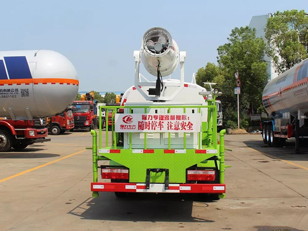 Dongfeng dfac 5000liters capacity 30m Cannon City Disinfectants truck with Yuchai Engine