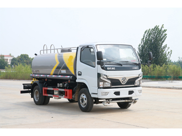 Dongfeng Dollicar 5000liter 1320 Gallons to 3000Gallons Water Spray Tanker Trucks 