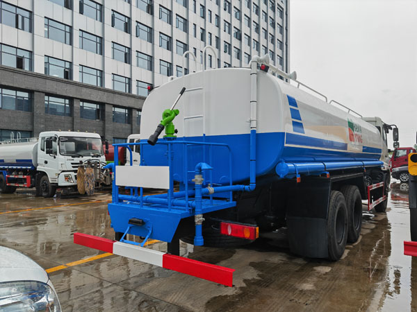 Dongfeng DFAC KR 20CBM 200000Liter Water Tanker Truck For Rasita Mining