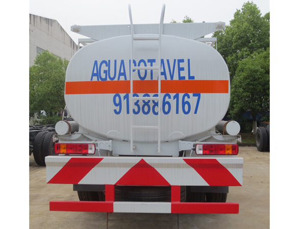 Sinotruck Howo 10 Cbm 266hp Euro 2 Water Spraying Tanker Truck For Washing Various Road